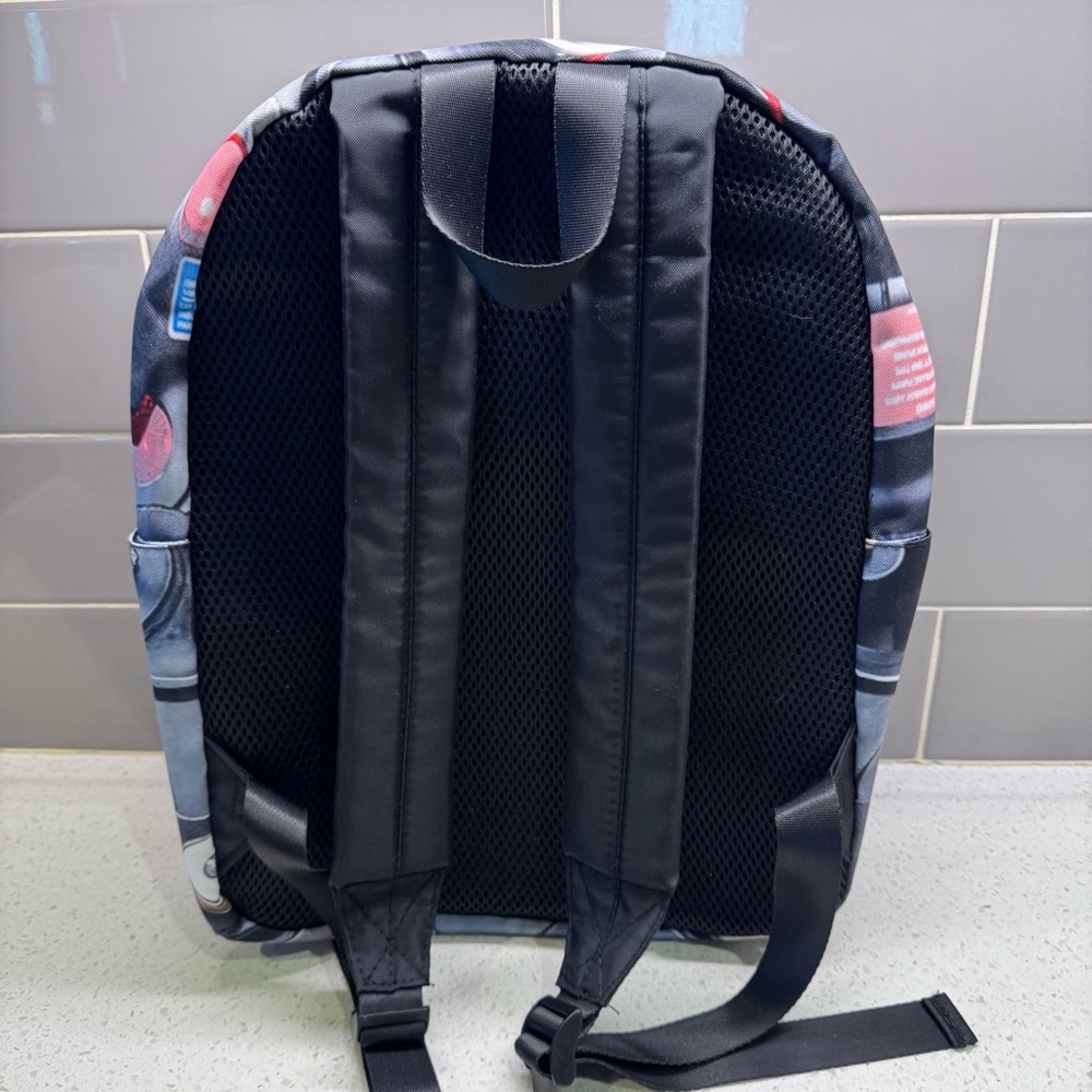 Kids / teen Graphic Print Backpack NWOT - Picture 3 of 16